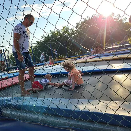 Amber S Podzemnom Garazom Split