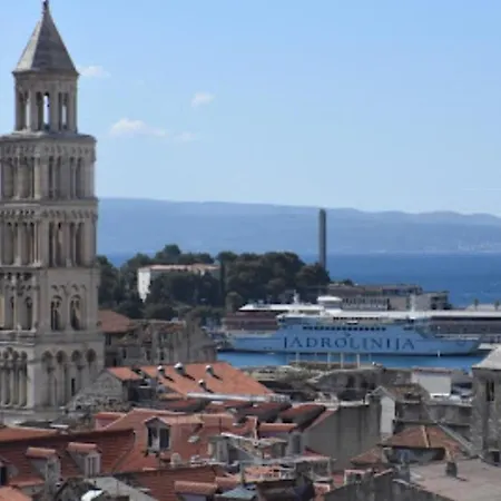 Appartamento Amber S Podzemnom Garazom