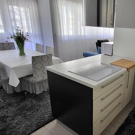 Amber S Podzemnom Garazom * Spalato