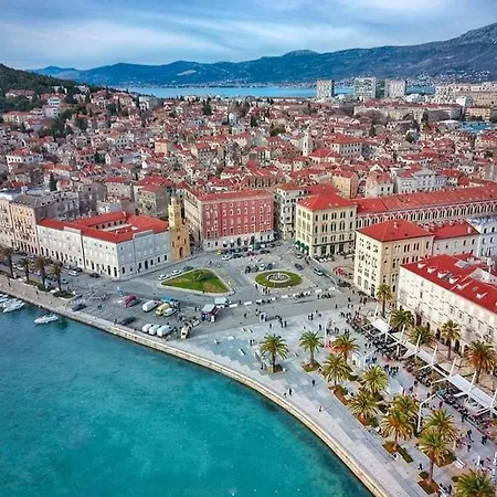 Amber S Podzemnom Garazom * Spalato