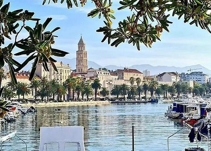 Amber S Podzemnom Garazom Apartment