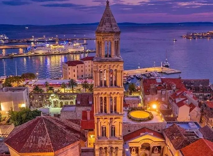 Amber S Podzemnom Garazom Apartment