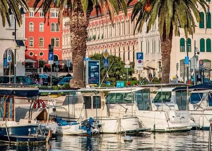 Amber S Podzemnom Garazom Apartment *