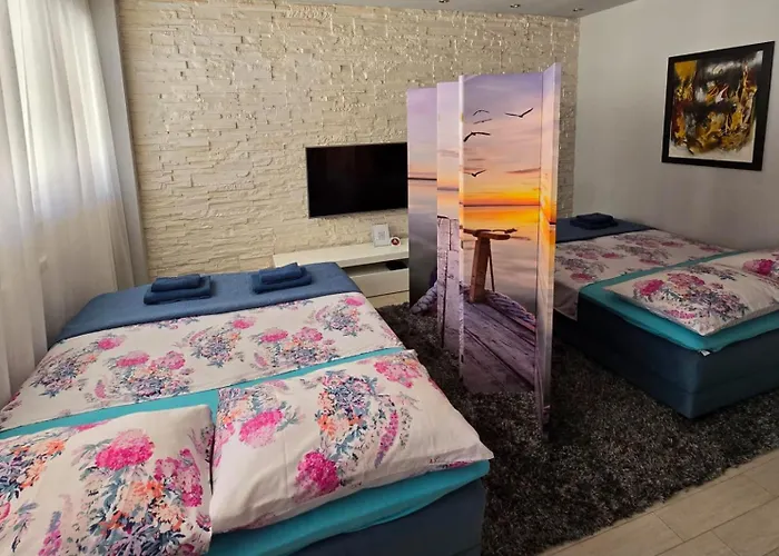 Amber S Podzemnom Garazom Apartment *